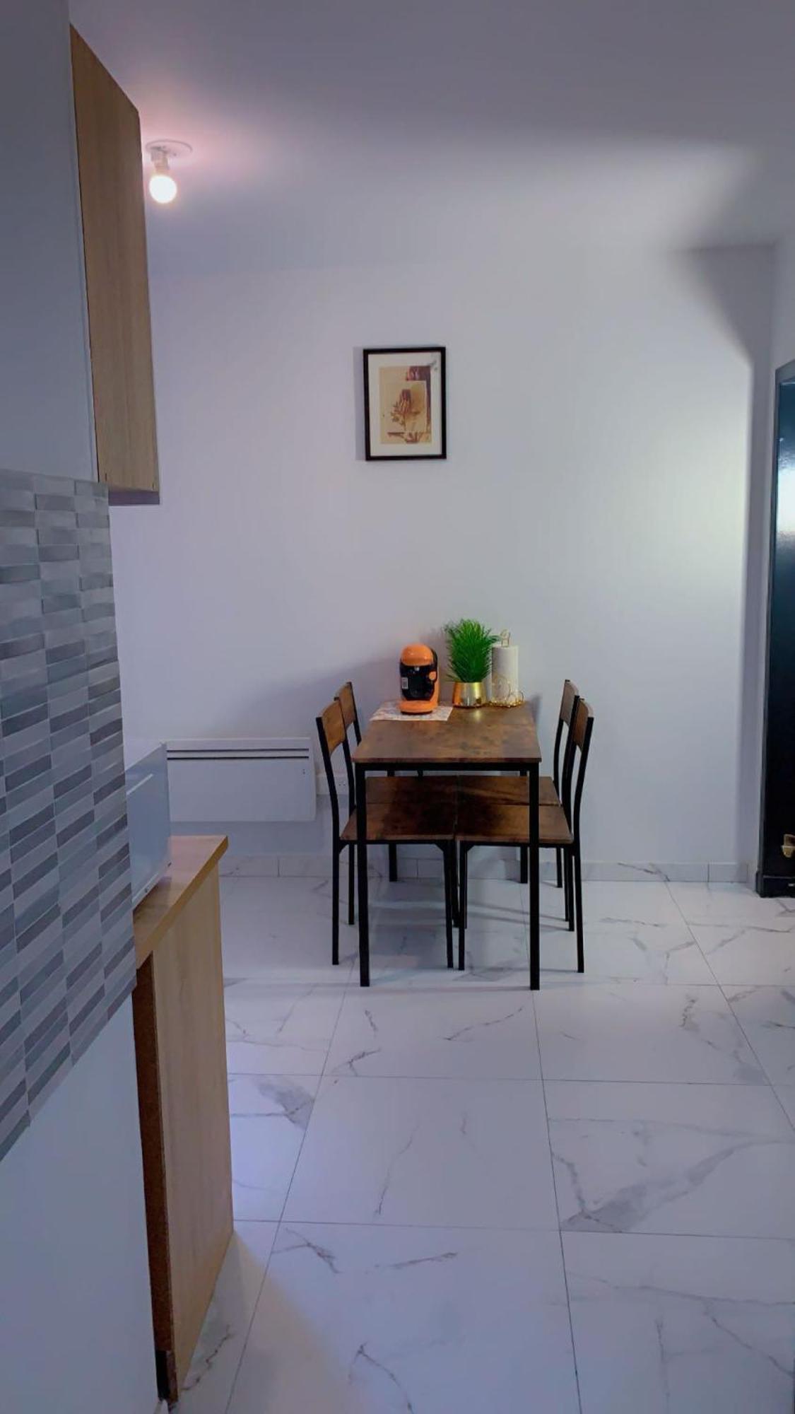 Ot Appart City Logement Elegant Et Central Clermont-Ferrand Exterior photo